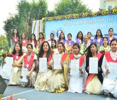 Satyam College of Education Noida Graduation Ceremony photo 9